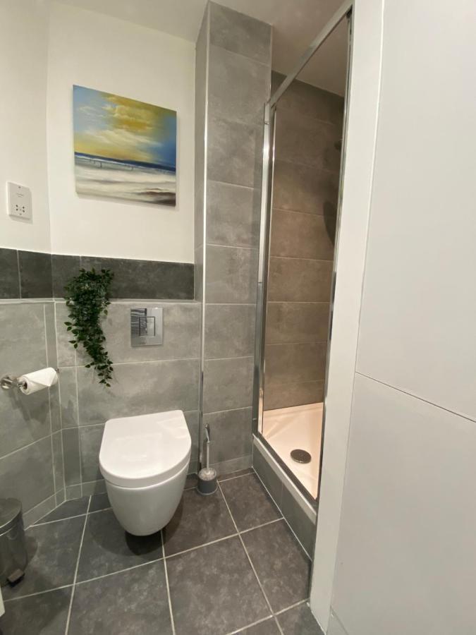 Stunning Apartment In Leeds- Financial District Лидс Экстерьер фото