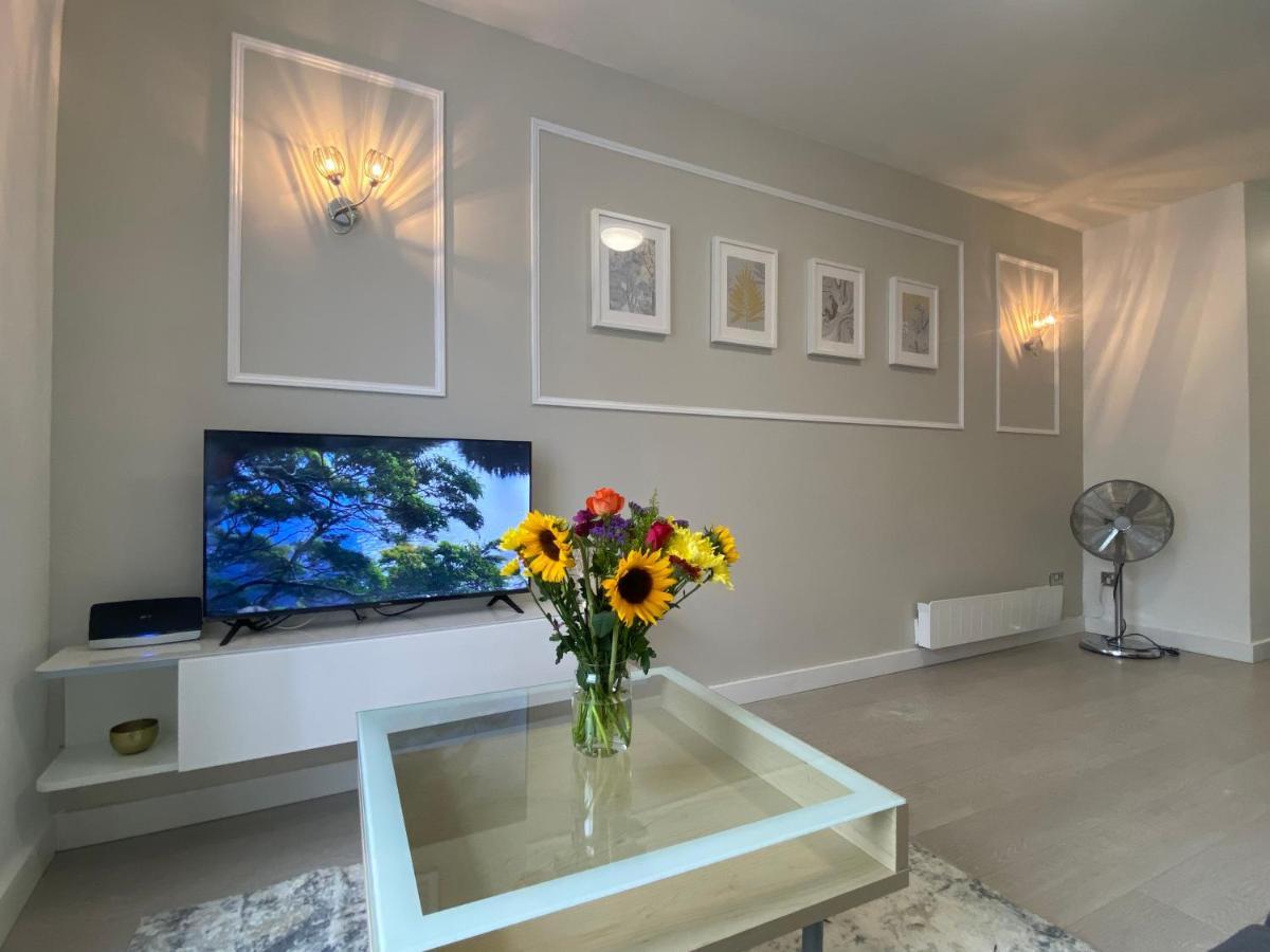 Stunning Apartment In Leeds- Financial District Лидс Экстерьер фото
